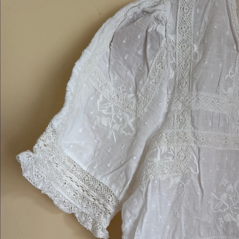 Anthropologie White Puff Sleeve Ruffled Blouse Sz‎ 10